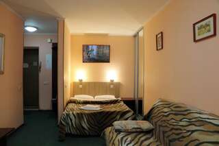 Апартаменты Ukrainian Hotel Service Apartments Киев Апартаменты на бульваре Дружбы Народов 19а-4