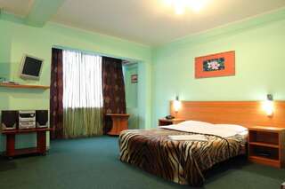 Апартаменты Ukrainian Hotel Service Apartments Киев Апартаменты-студио - Апартаменты на улице Липковского, 11-3
