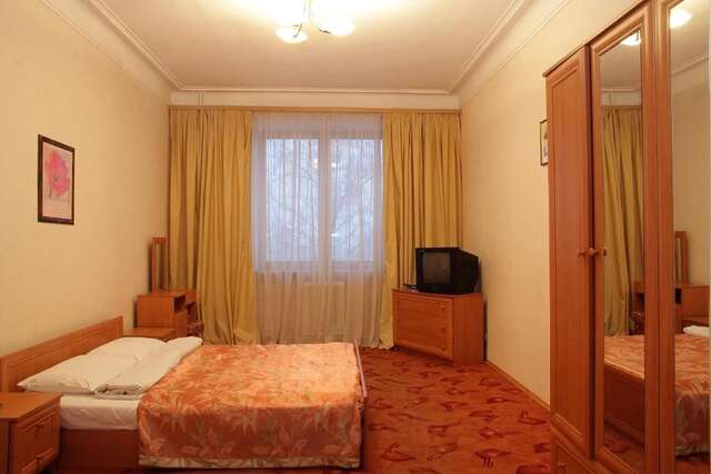 Апартаменты Ukrainian Hotel Service Apartments Киев-48
